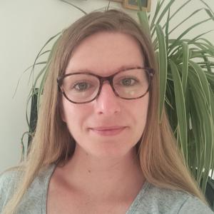 Aide à domicile : ménage, ménage de printemps, repas, repassage, petites courses