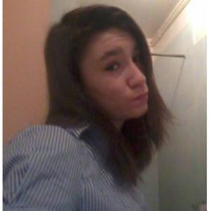Cassandra, 18 ans