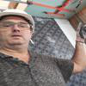 Gardiennage par Jeune senior Bricoleur et entretien jardin