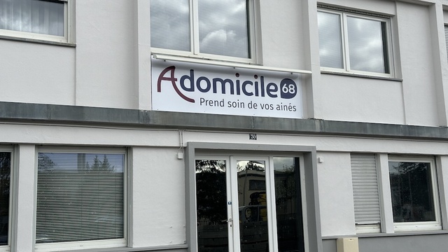 photo couverture Adomicile68