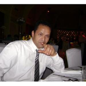 j'assiste la personne agée dans son quotidien en son respect et sa dignité