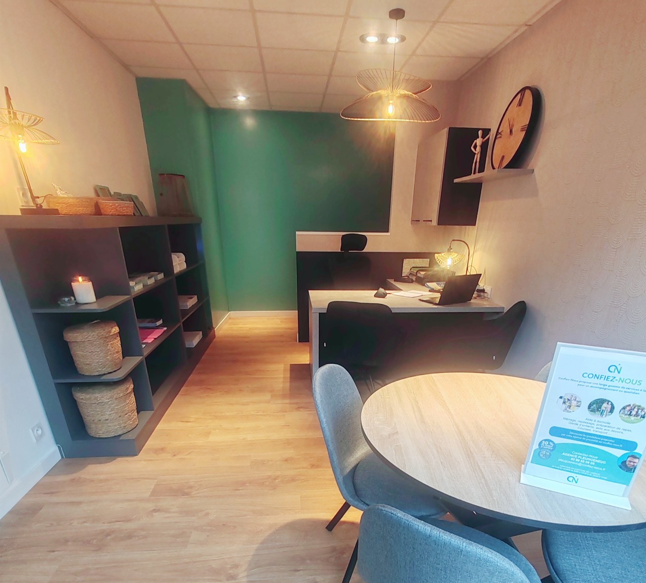 image 1 de CONFIEZ-NOUS Pleugueneuc