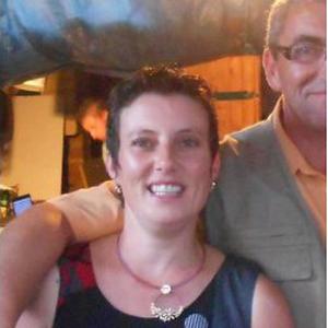 Sandra, 41 ans, propose baby sitting