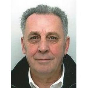 Homme de confiance aide à domicile