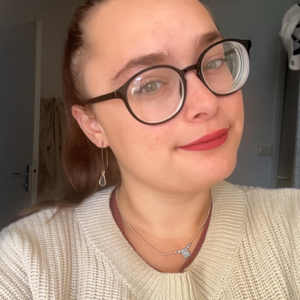 Besoin d'un coup de main, confiez vos tâches, Clélia vous propose ses services de ménage chez les particuliers.