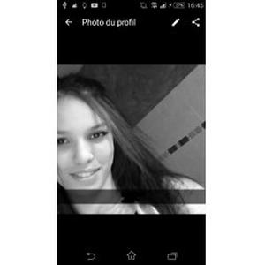 Cirine, 18 ans