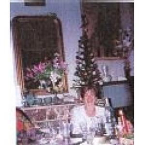 Maïté, 62 ans, donne des cours particuliers