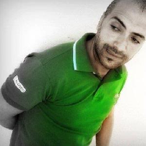 Moun, 43 ans, donne des cours d'arabe