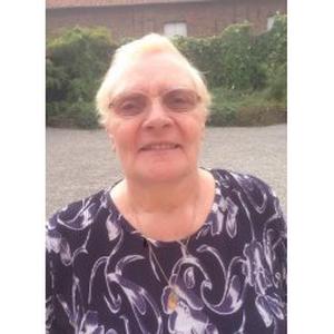 Patricia, 60 ans, propose aide aux personnes âgées