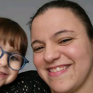 RECHERCHE D'UNE FEMME DE MÉNAGE