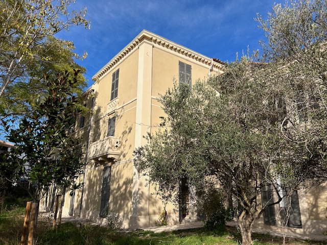 photo couverture Maison Le Muy