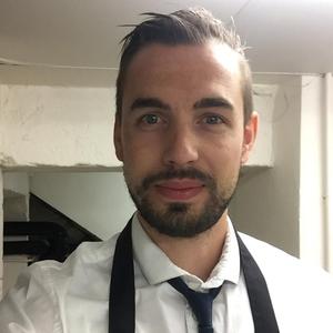 Aide à domicile – bricolage, cuisine, accompagnement