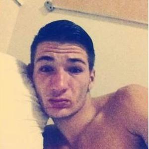 Freddy, 18 ans, jardine
