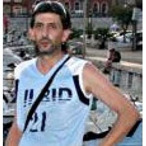 Jerome, 38 ans intervient dans le domaine de la maintenance informatique