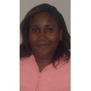 Naguatte , 21 ans propose de garder vos enfants 