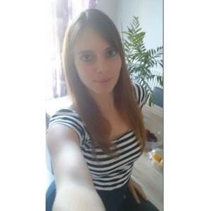 Aurélie, 27 ans donne des cours de français