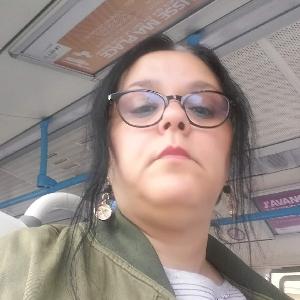 Lever/coucher, toilette au lavabo, préparation des repas, ménage, repassage, faire les courses, promenade