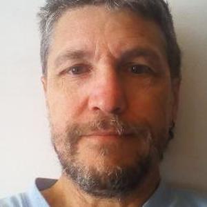 Fabrice, 51 ans, chauffeur disponible