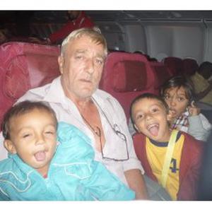 Serge, 63 ans, peintre