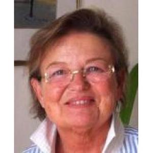 Claudine, 63 ans, propose ses services de livraison