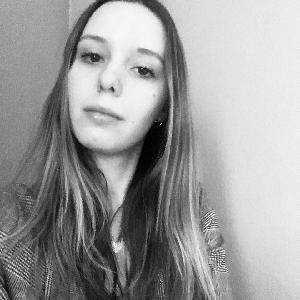 Baby-sitter disponible sur Bordeaux et ses alentours 