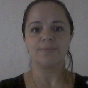 Fouzia, 42 ans recherche des heures de ménage