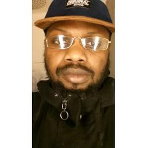 Jérémy, 28 ans cherche des heures de ménage