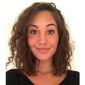 Etudiante en Droit propose aide aux devoirs et soutien scolaire :)