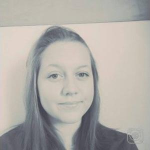 Jeune étudiante Dynamique et Motivée pour Baby-Sitting à Rennes