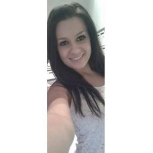 Stella, 18 ans cherche enfants à garder
