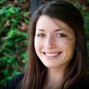 Manon, 23 ans, propose service de Designer et photographe - Régions Est France.