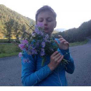 Anna, 22 ans, propose des cours de russe