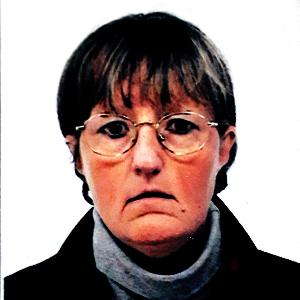 Anne, 55 ans  TACHES MÉNAGÈRE   REPASSAGE  COURSES  REPAS ETC... 