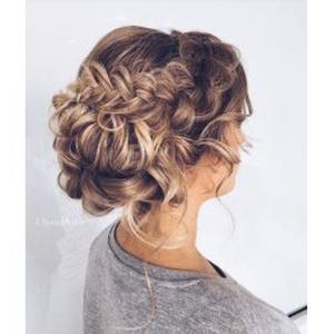 Coiffeuse diplômée