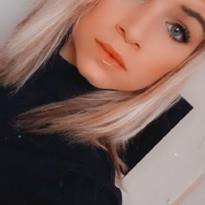 Morgane, 18 ans, ménage.