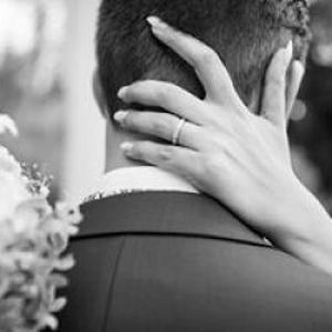 Sophie, 31 ans, propose services de technicienne en pose d'extension