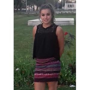 Thasseda, 24 ans, propose des cours d'arabe