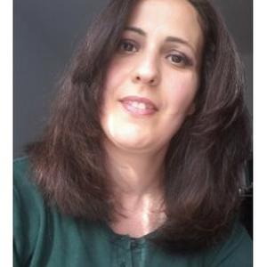 Aziza, 36 ans, propose aide aux devoirs