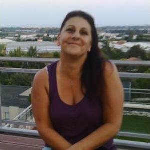 Isabelle, 53 ans, propose aide aux personnes âgées