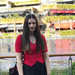 Dolce, 19 ans gardienne pour animaux