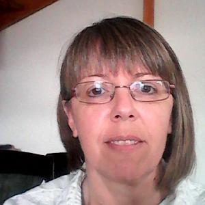 Garde garde d'enfants à votre domicile + soutien scolaire si nécessaire.