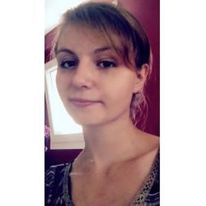 Jessie, propose cours de chant, de musique et éveil