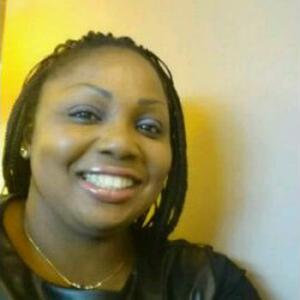 SONIA , 37 ans aide aux personnes âgées