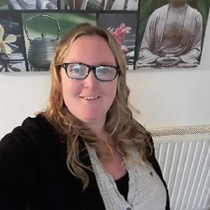 Baby-sitter cherche un emploi