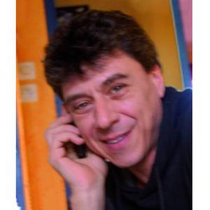 Graphiste, formation PAO, retouches d'images, publicités...