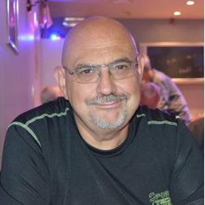 Du menage pour les personnes qui ont une qualifications dans ce domaine