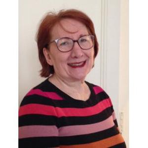 CAROLE, 69 ans aide aux personnes âgées