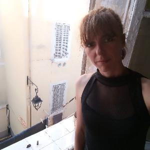 Je propose mes compétences d'Aide aux personnes âgées ou malades dépendantes .