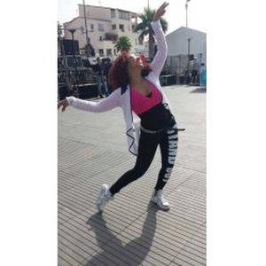 Ochun, 31 ans donne des cours de danse