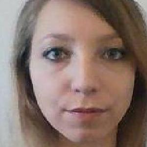Marine, 26 ans donne des cours de français